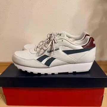 [ 미사용 ] Reebok 스니커즈 size 27.5