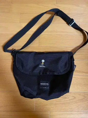 YAKPAK 스누피 찰리 브라운 숄더백