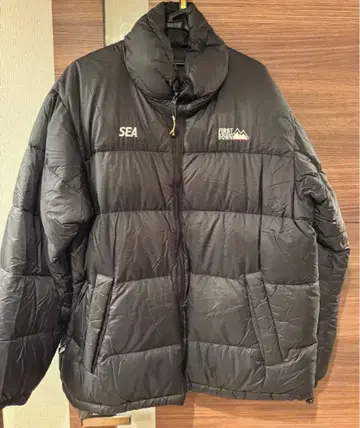 FIRST DOWN x WIND AND SEA 다운