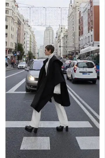 ZARA LIMITED EDITION 울 혼방 케이프