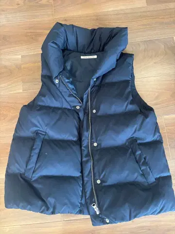 내추럴 뷰티 베이직 다운 베스트 S 네이비