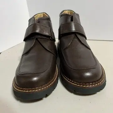 브라운 가죽 벨크로 고정 처카 부츠 37