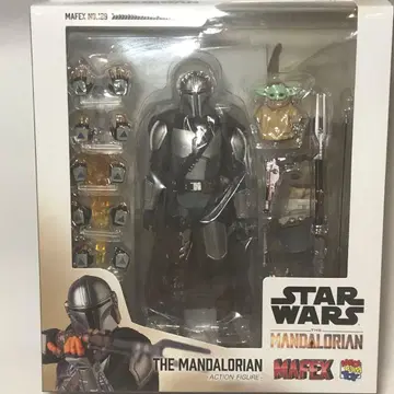 MAFEX 129 만달로리안 그로구 액션 피규어