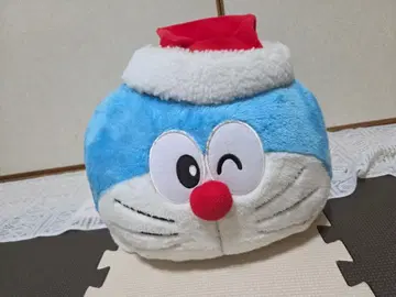 도라에몽 산타 모자 달린 봉제 인형