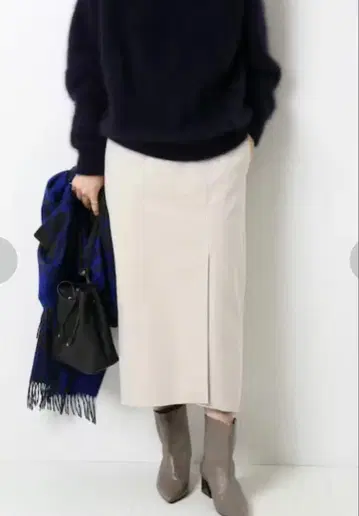 스픽 앤 스팬 아지메헴 페이크 스웨이드 스커트