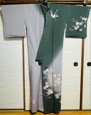 작가물 기모노 순수 실크 호몬기 그레이와 그린의 그라데이션 꽃 무늬