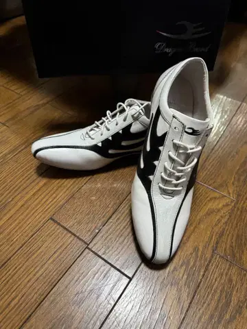 DRAGON BEARD 드래곤 비어드 스니커즈