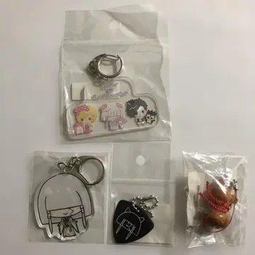 진천지개벽집단 지그재그 이노치사마 아크릴 키링 피크 키링 산리오