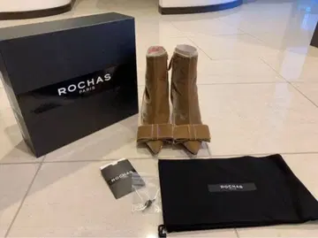 미사용 새상품 Rochas 리본 부츠