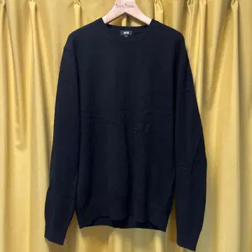 유니클로 캐시미어 크루넥 스웨터