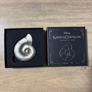 트위스테 플라티나 자켓 옥타비넬 기숙사 브로치