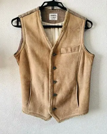 EMMETI 무스탕 베스트