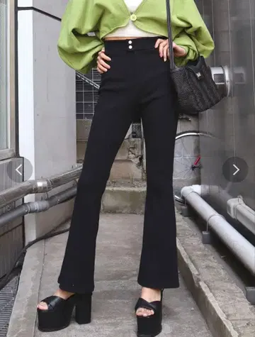 EMODA 리브 플레어 W 버튼 팬츠 블랙 S