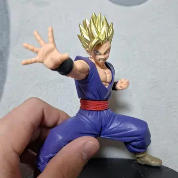 오반 피규어 보라색 도복