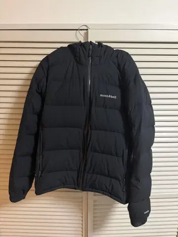 [ 새상품급 ] mont-bell 파마 로스트 라이트 다운 후드티