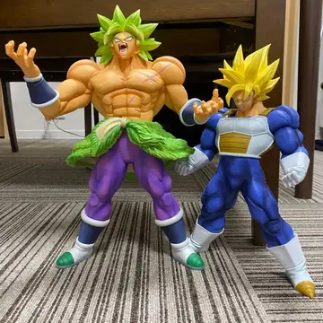 제일복권 드래곤볼 손오공 브로리 피규어 2체 세트