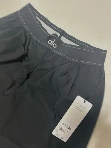 alo Yoga Suit Up Trouser 레귤러 팬츠 트라우저