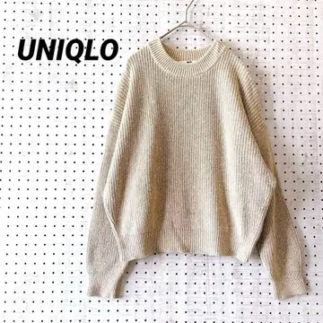유니클로 크루넥 니트 루즈핏 실루엣 (M) 베이지 계열 코튼 혼방