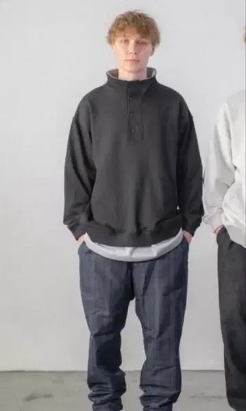 새상품급 GERRY Cosby A+C 하이넥 맨투맨 블랙 M