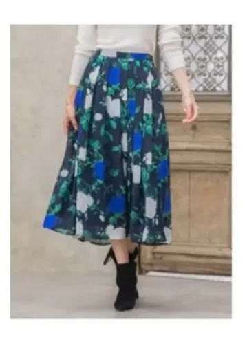 파랑과 그린 꽃무늬 플레어 롱 스커트, 블라우스 세트