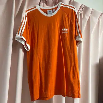 adidas 오렌지 반팔 T셔츠 스트라이프