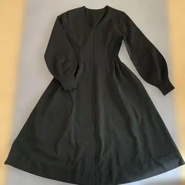 [ 새상품급 ] CELFORD 홀가먼트 니트 원피스 36