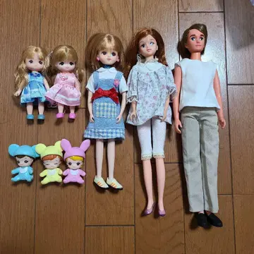 리카짱 인형 세트와 작은 인형