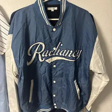 Radiancy 바시티 자켓 네이비/화이트