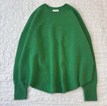 새상품급 슬로브 이에나 SUPERGEELONG 크루넥 니트 그린