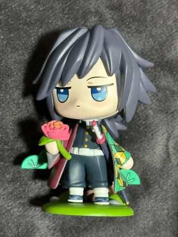 popmart 팝마트 귀멸의 칼날 토미오카 기유 피규어