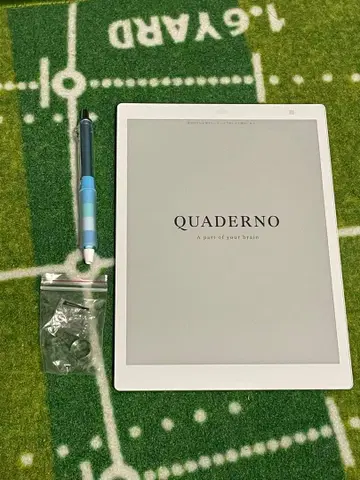 거의 새것 전자 페이퍼 QUADERNO (쿠아델노) Gen.2 (2세대)