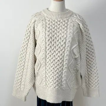 selectMOCA byson 빈티지라이크 케이블 니트 아이보리