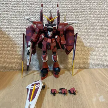 RG 저스티스 건담 정크제품