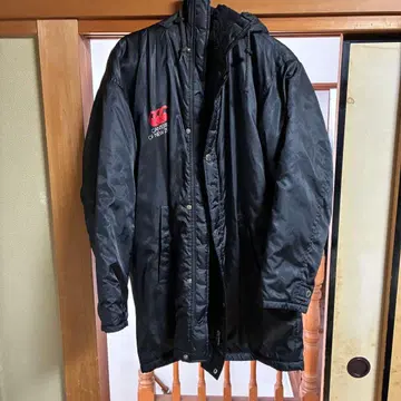 캔터베리 롱 벤치 코트