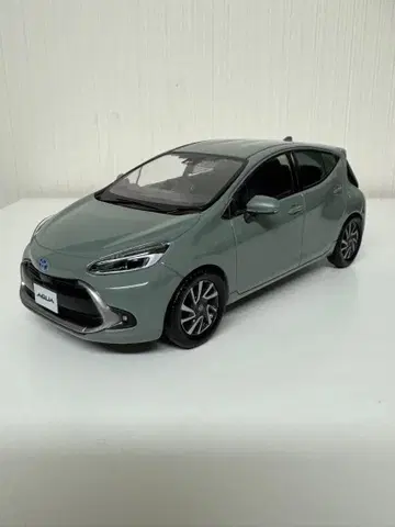 도요타 AQUA 아쿠아 컬러 샘플 미니카