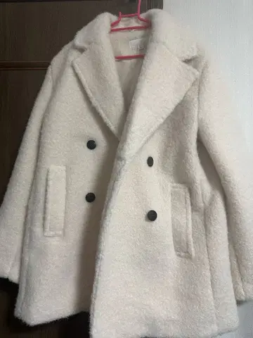 ZARA 화이트 플리스 자켓 S