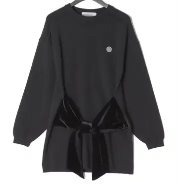 새상품급 보더스 앳 발코니 벨티드 니트탑 36