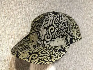 MAISON DE SHANTI 캡 블랙/금