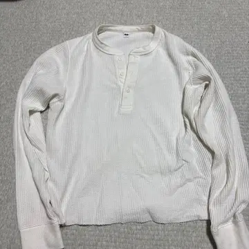 화이트 헨리넥 트레이닝복 M