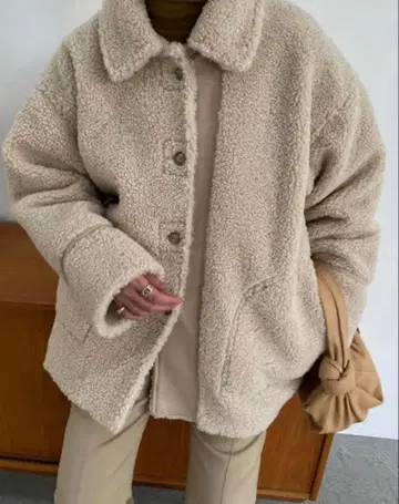 MANOF 파이핑 디자인 보아 재킷 S 사이즈