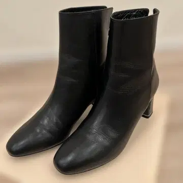 질스튜어트 숏부츠