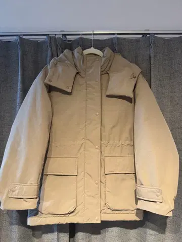 [ 새상품급 ] UNIQLO 하이브리드 다운 코트 S