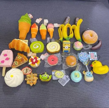 스퀴즈 디저트 모양 키링 세트 26개