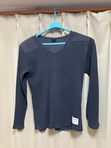 [ 중고 ] AVIREX 블랙 긴팔 T셔츠