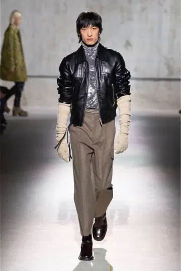 dries van noten 20aw 벨로아 터틀넥