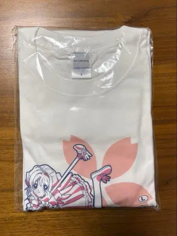 카드캡터 사쿠라 25주년 기념전 T셔츠 L사이즈