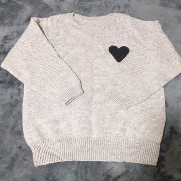ELFRANK 하트 자수 니트 스웨터
