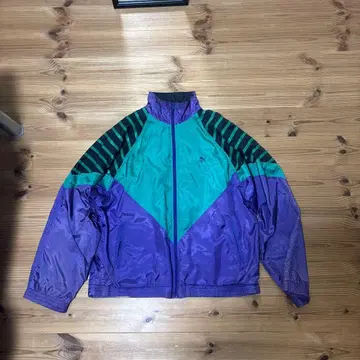 PUMA 나일론 자켓 보라색/그린 스트라이프 디자인 구제 의류