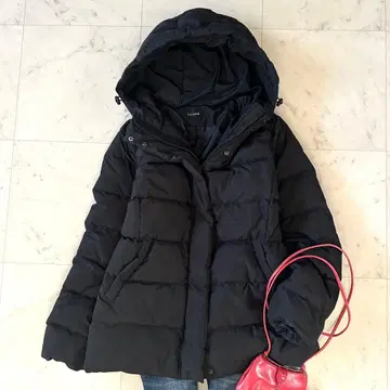 새상품급 루수크 숏 다운 자켓 후드 부착 블랙 사이즈 11