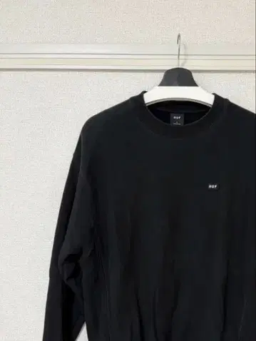 HUF 박스 로고 스웨트 셔츠